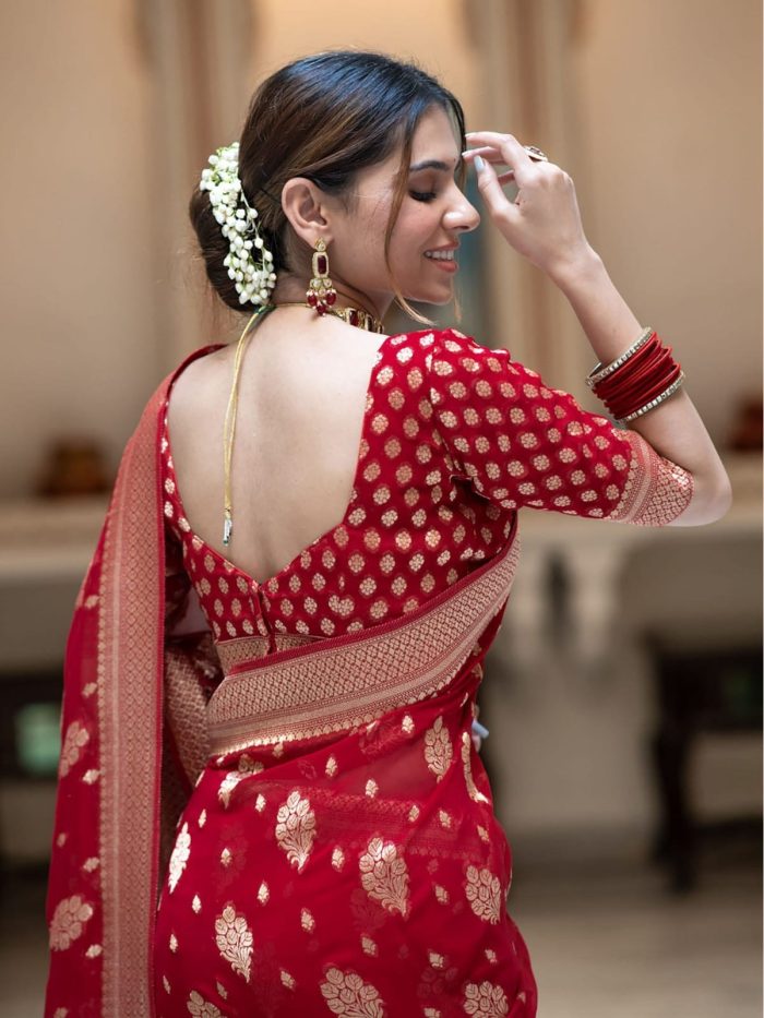 Dhupiyan Sharee with Blouse Piece 20805 - Image 3